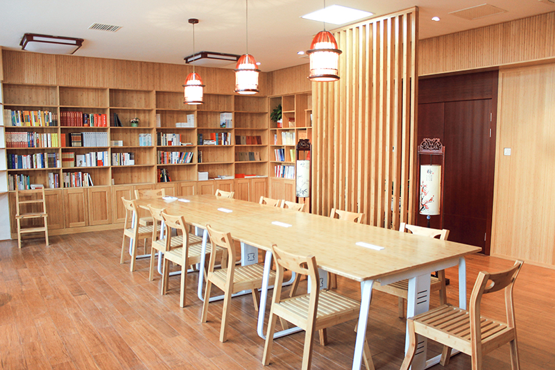 長(zhǎng)竹書桌 長(zhǎng)竹書桌